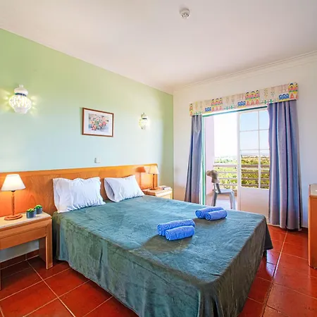 Estrela Do Vau-3 Bedroom-3 By Interhome Portimao