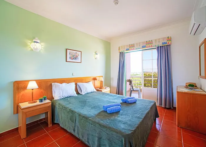 Estrela Do Vau-3 Bedroom-3 By Interhome Portimão